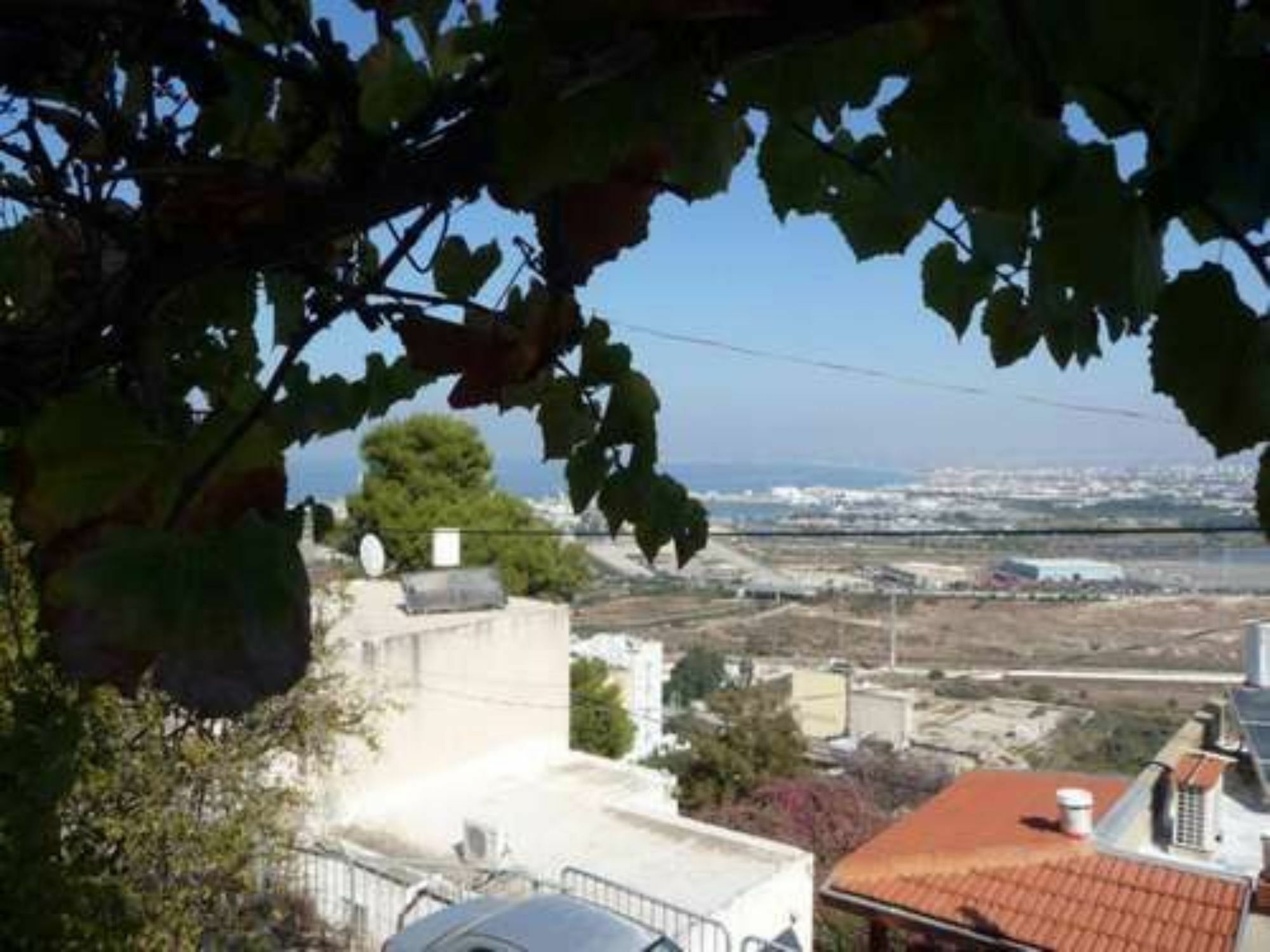 בית האומן - מצפה על מפרץ חיפה מראה חיצוני תמונה